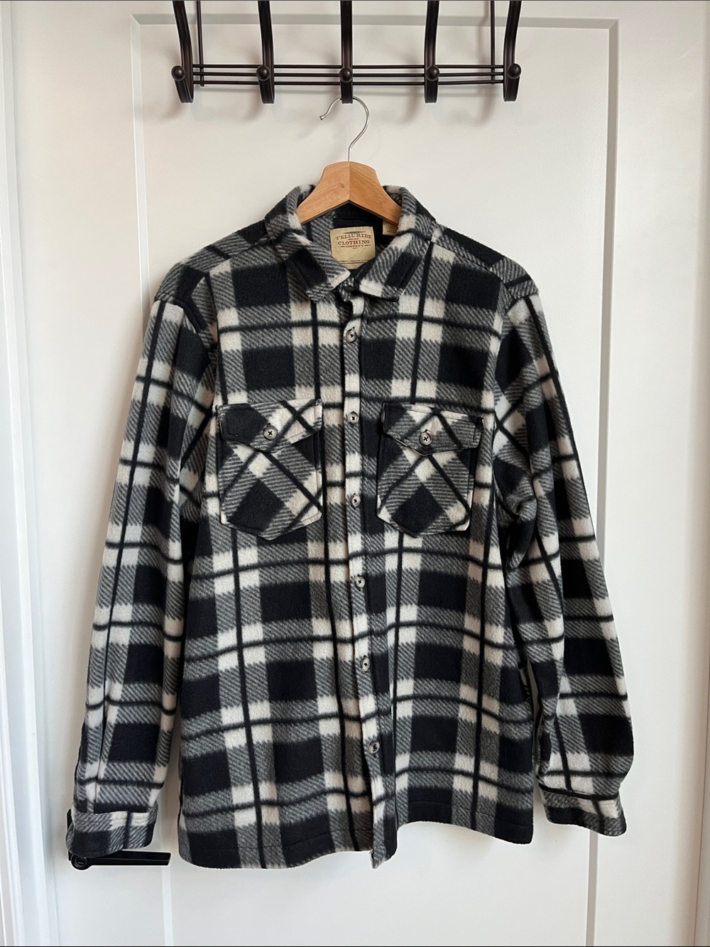 Telluride Clothing Company Plaid Black & White Fleece with pockets Men’s L